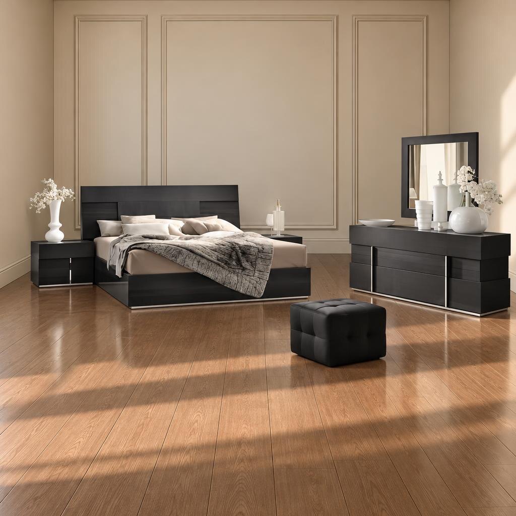Rira Bedroom Set