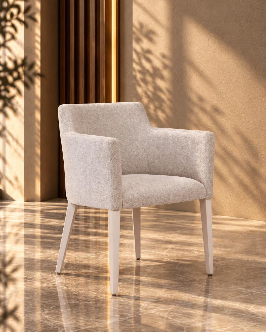 Pira Dining Chair