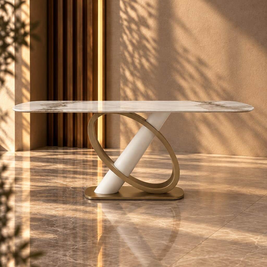 Pavi Dining Table