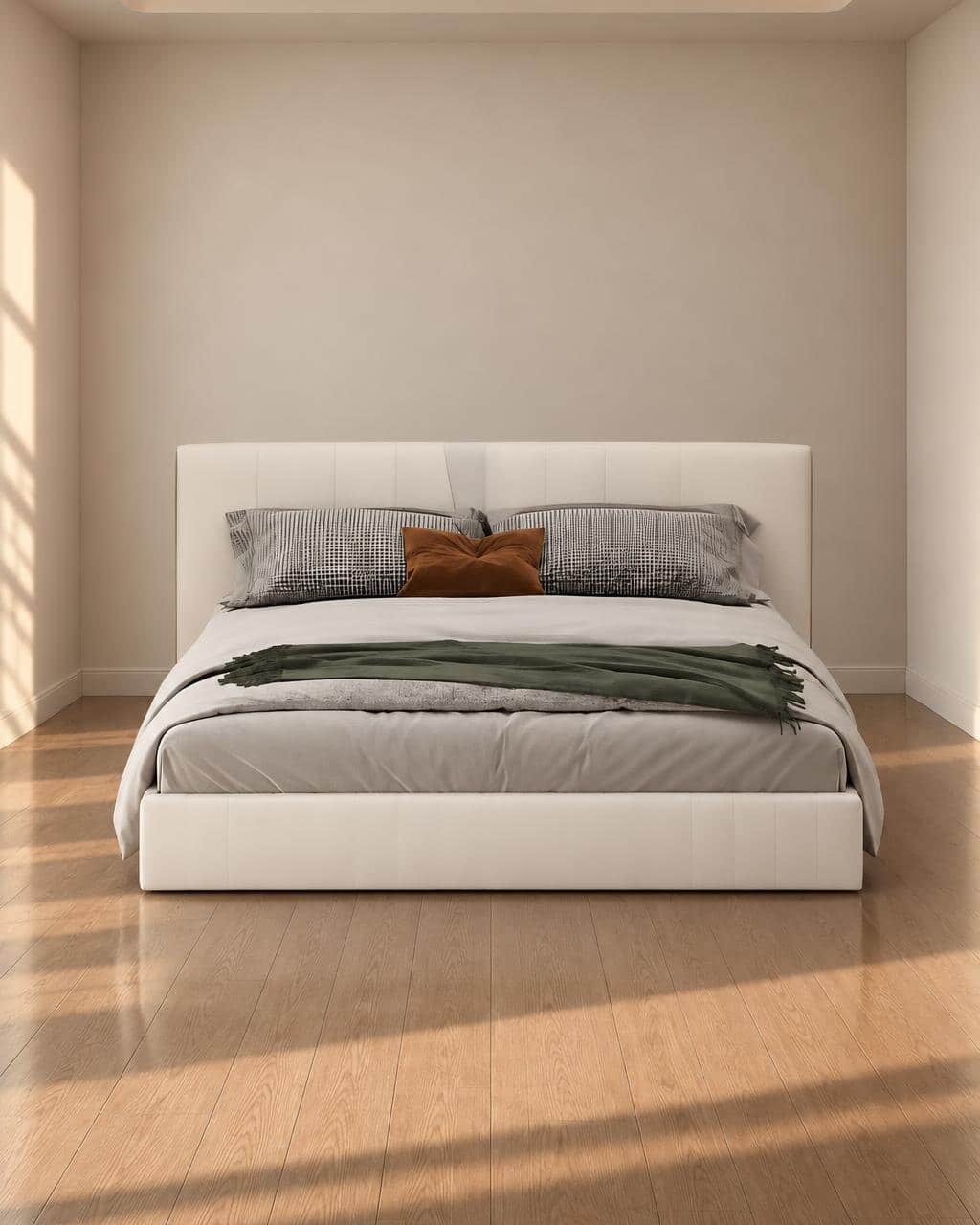 Tivon Bed Set