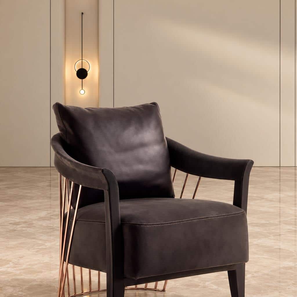 Chic Living Chair detail view for practical home seating