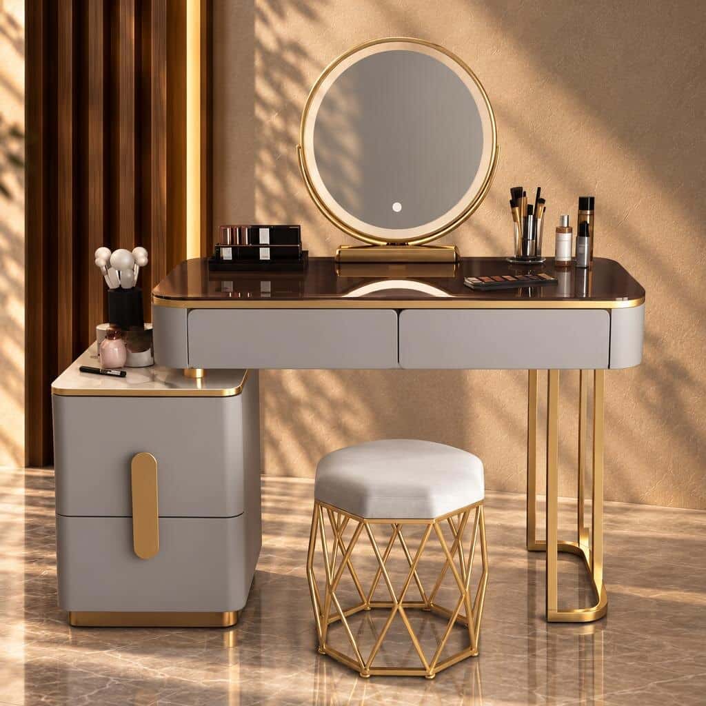 Pira Dresser Set